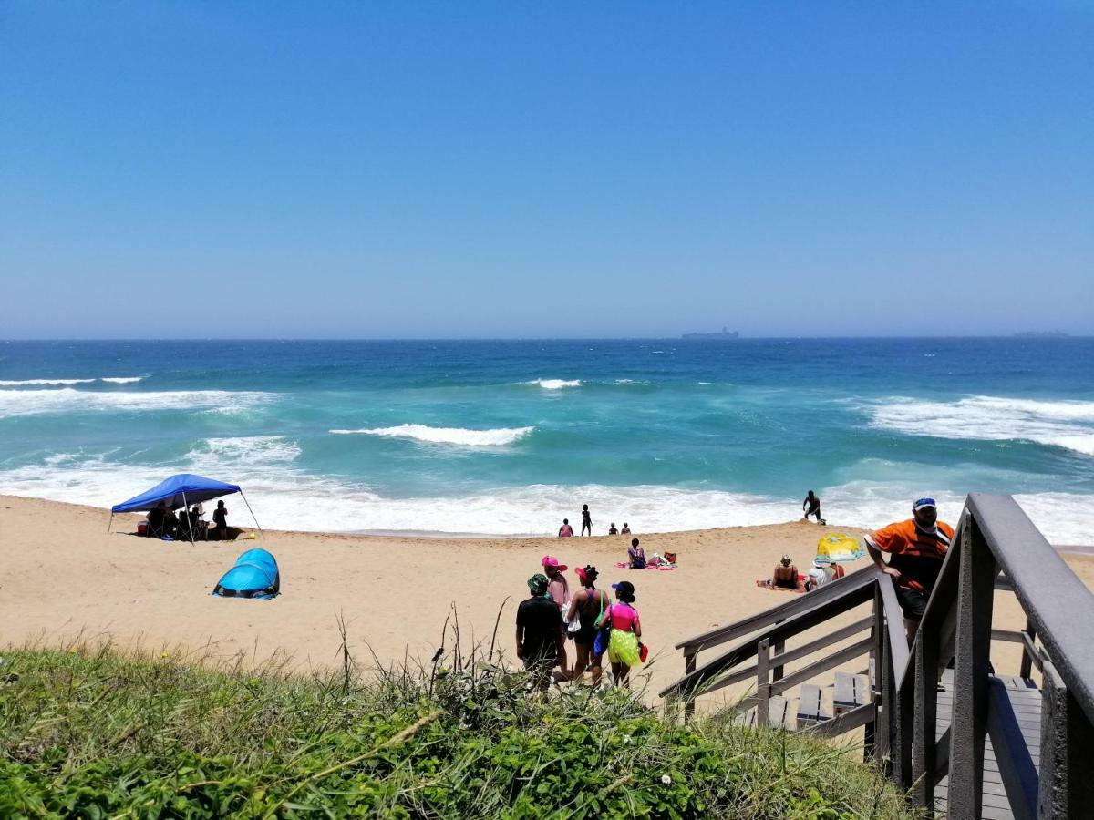 North Beach Road Umdloti Exterior photo
